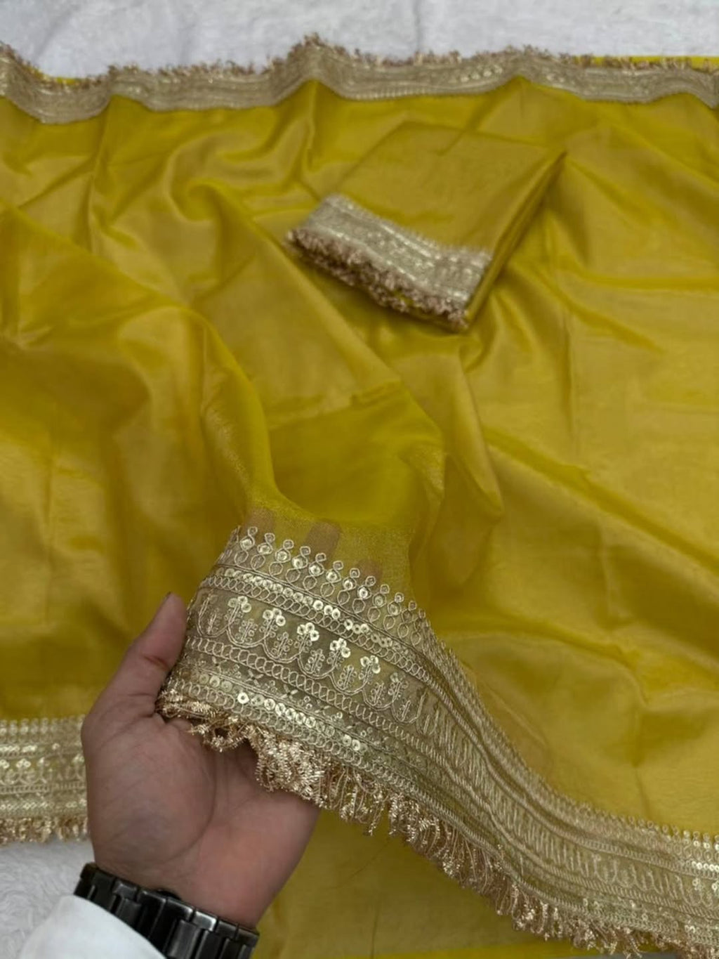 Banarasi Glass Tissue Silk Saree with Lace Border