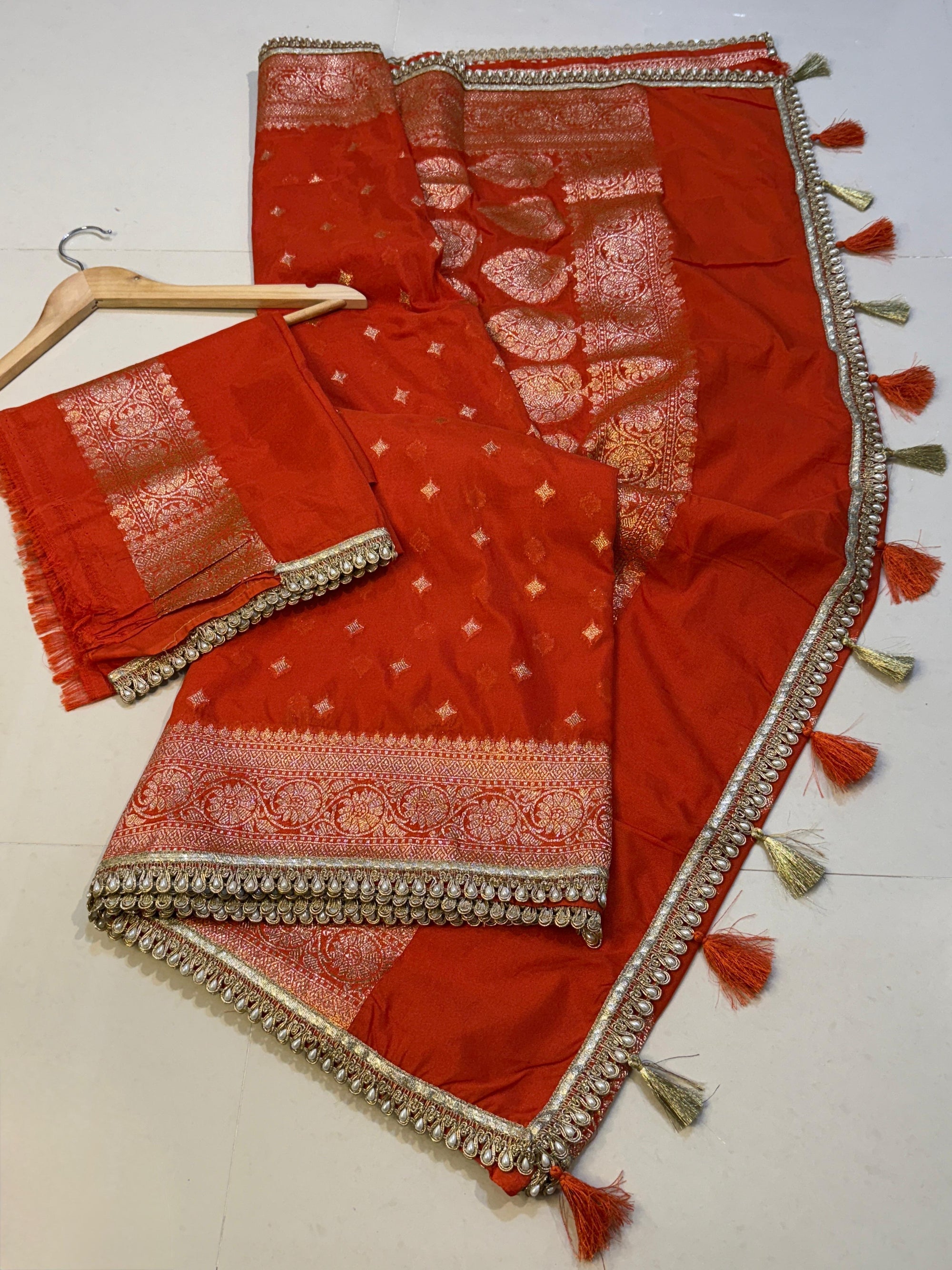 Handloom Banarasi Semi Khaddi Katan Soft Silk Saree with Pearl Lace border