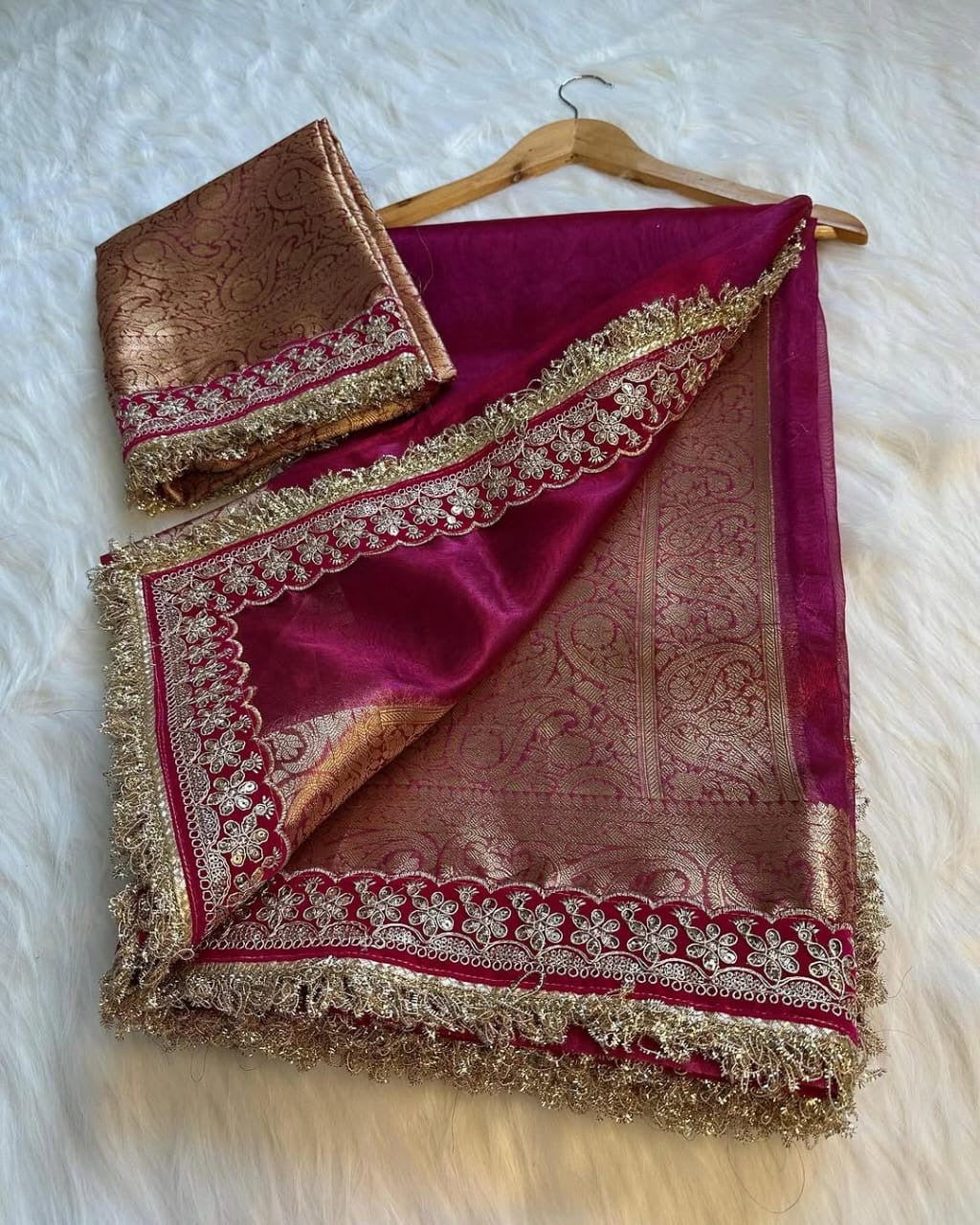 Banarasi Tissue Silk Saree with Velvet and Uljhi Lace Work