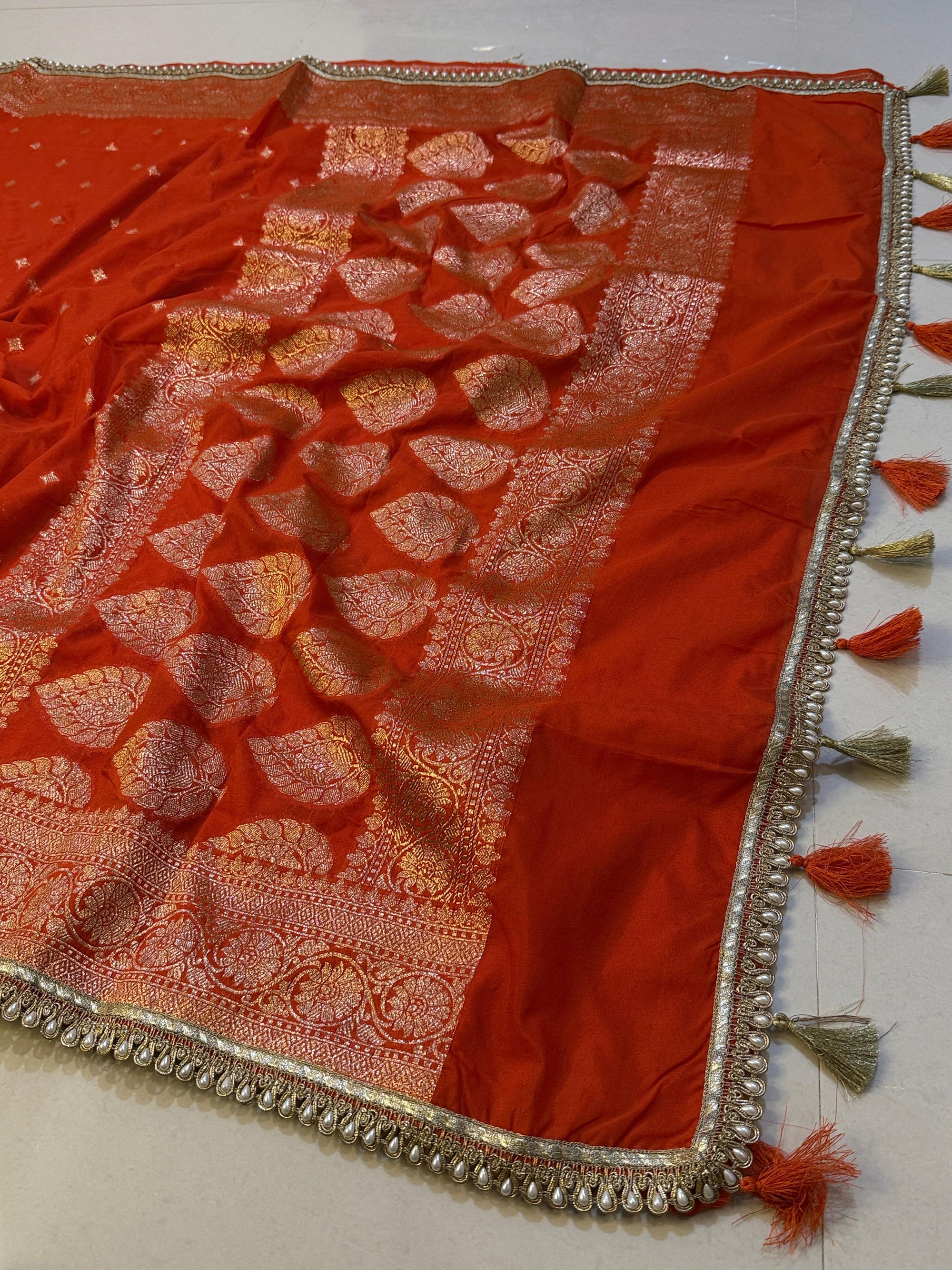 Handloom Banarasi Semi Khaddi Katan Soft Silk Saree with Pearl Lace border