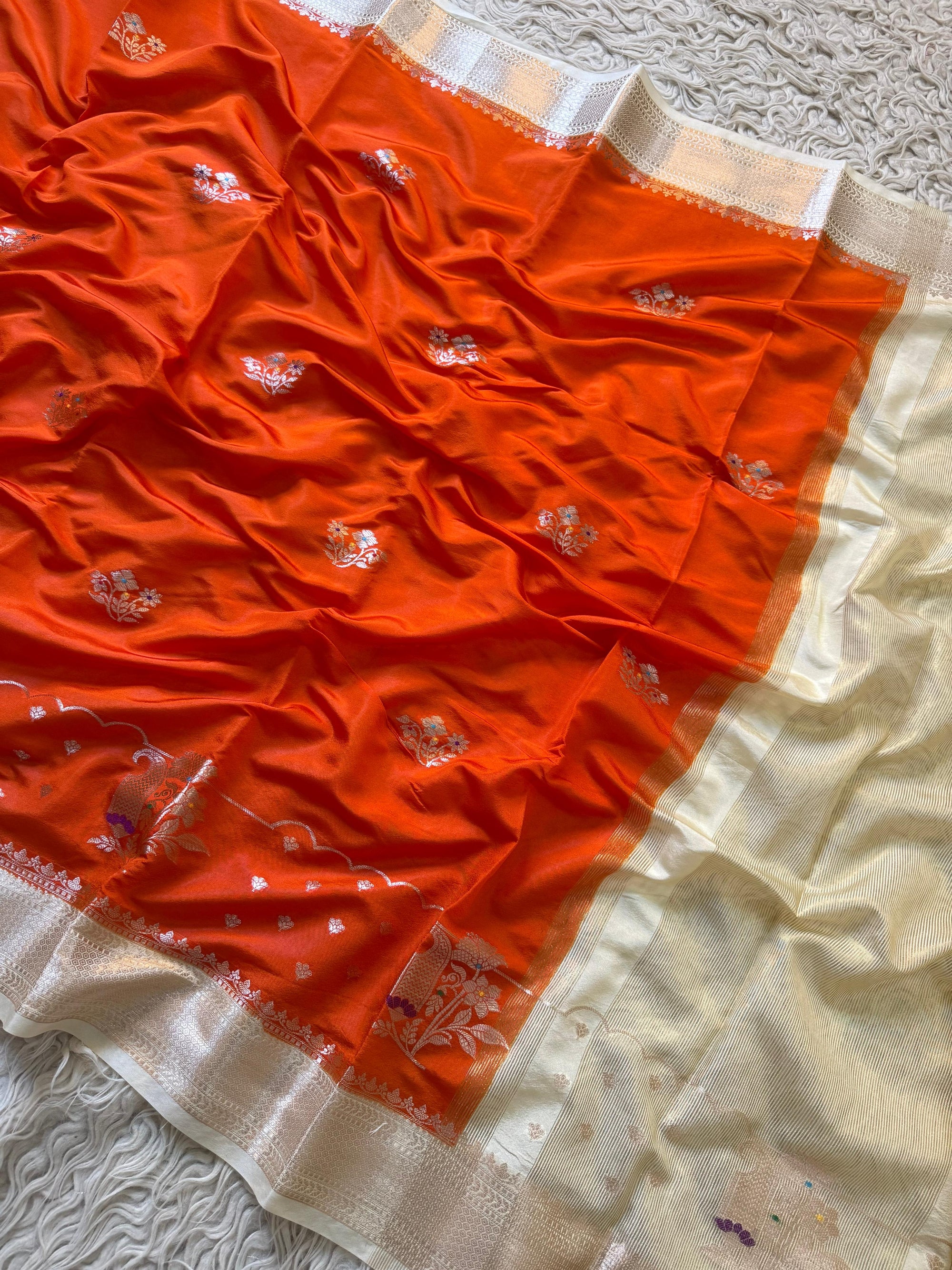 Banarasi Paper Silk Saree with Gold Zari Weaving