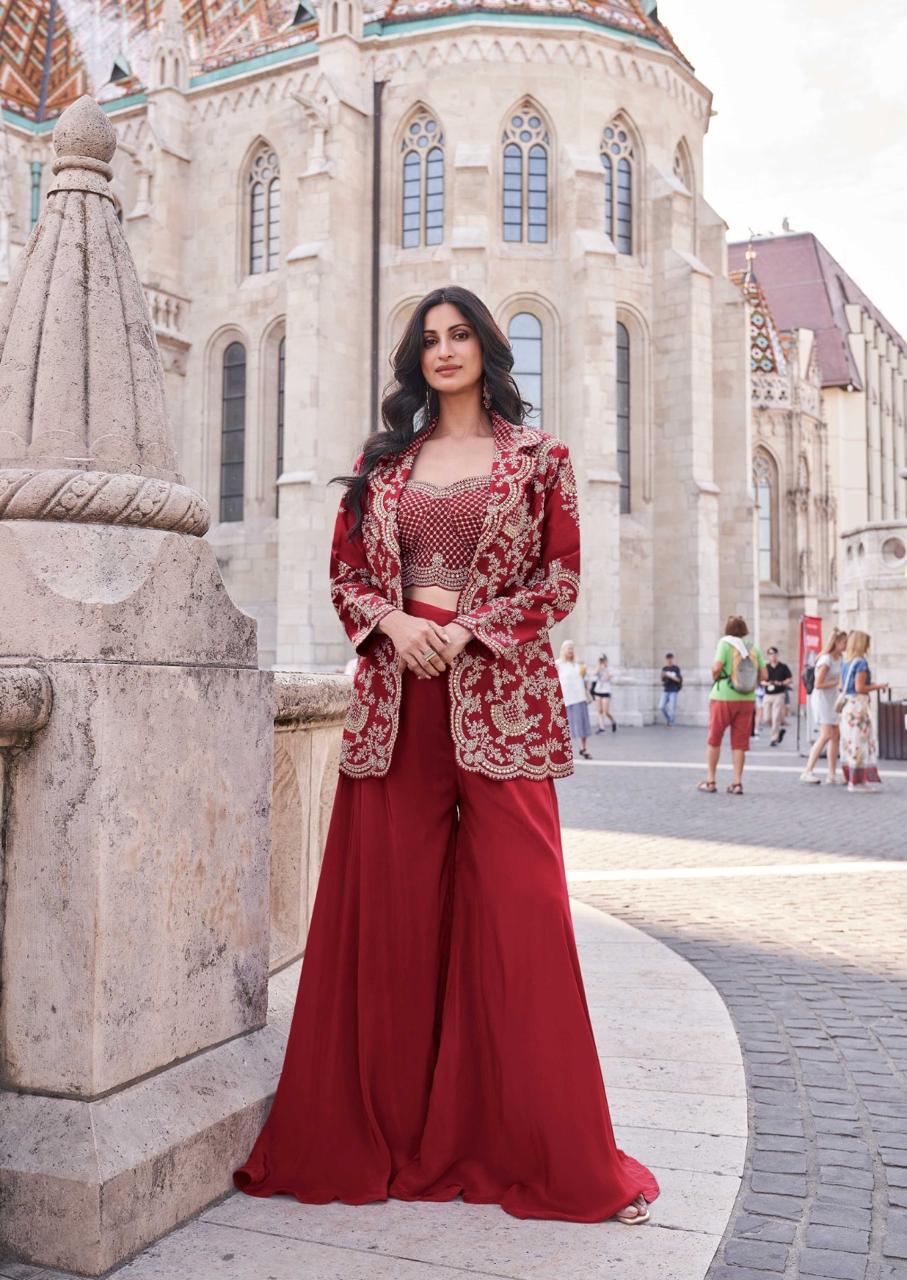 Sayuri Jannat Gold Pro Premium Silk Indo Western Collection