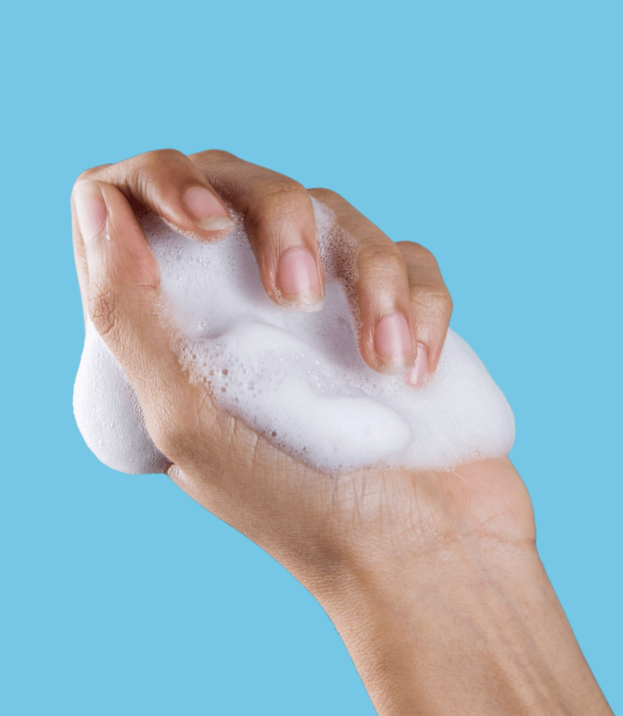 KLAIRS Rich Moist Foaming Cleanser