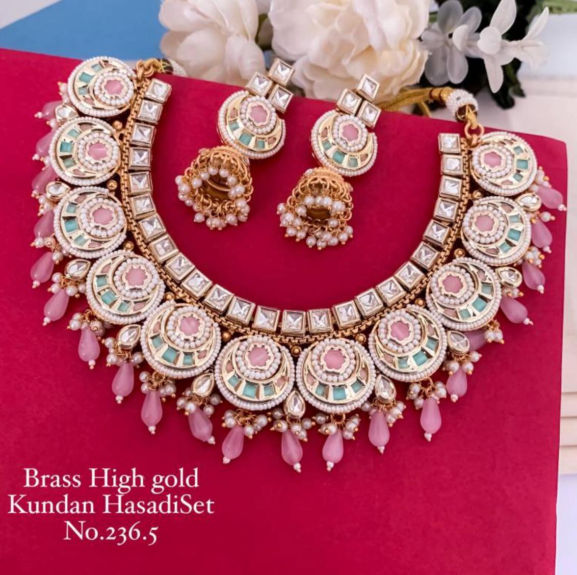 BH 236 Brass High Gold Kundan Hasadi Set