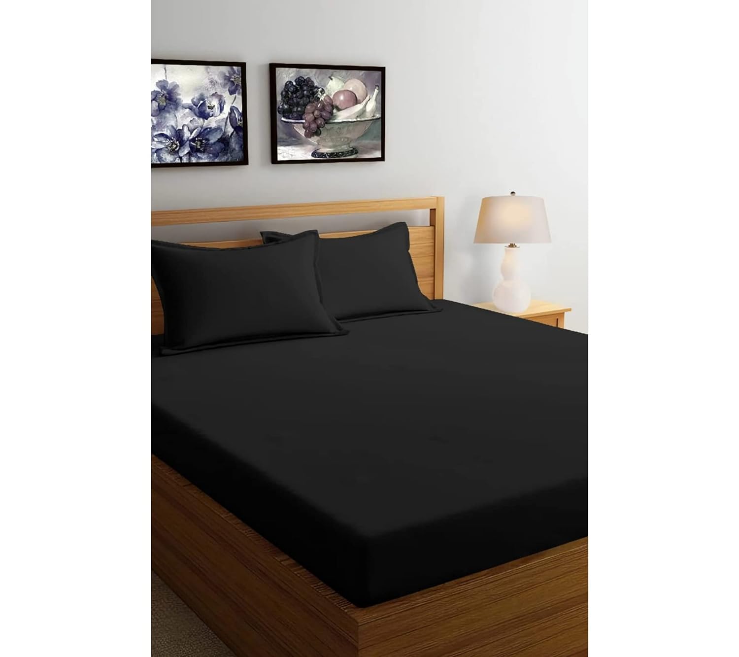 Seasons Double Bedsheet with 2 Pillow Covers, Black