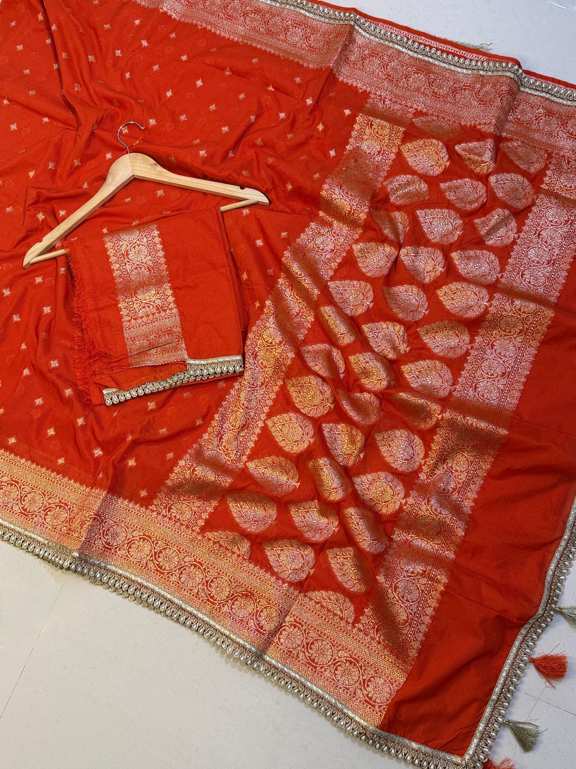 Handloom Banarasi Semi Khaddi Katan Soft Silk Saree with Pearl Lace border